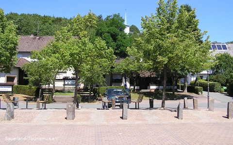 Dorfplatz in Landemert